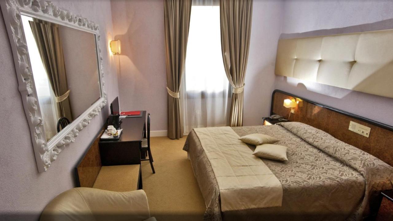 Hotel Villa Regina Margherita Rovigo Exterior foto