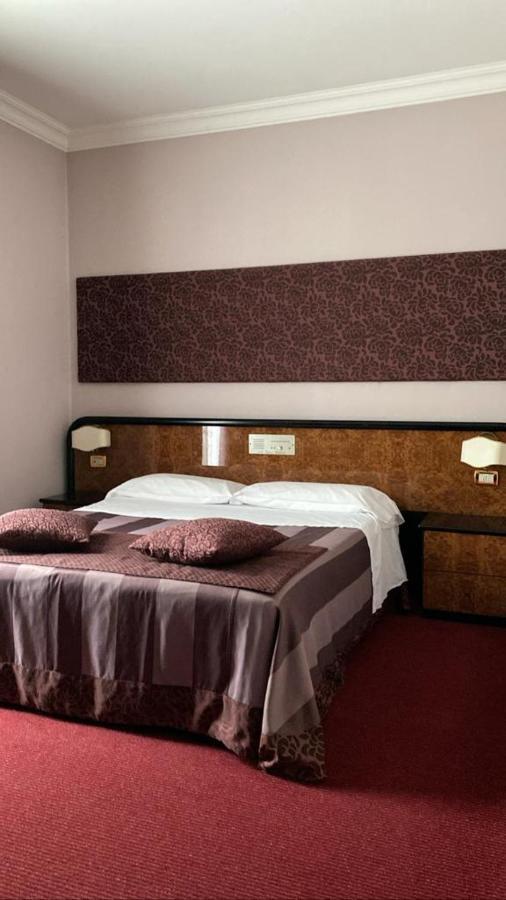 Hotel Villa Regina Margherita Rovigo Exterior foto