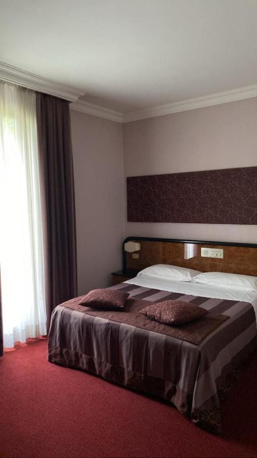 Hotel Villa Regina Margherita Rovigo Exterior foto