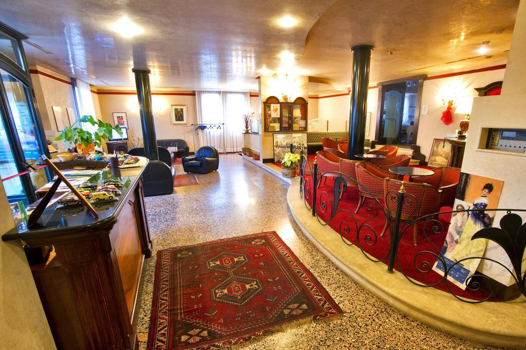 Hotel Villa Regina Margherita Rovigo Exterior foto
